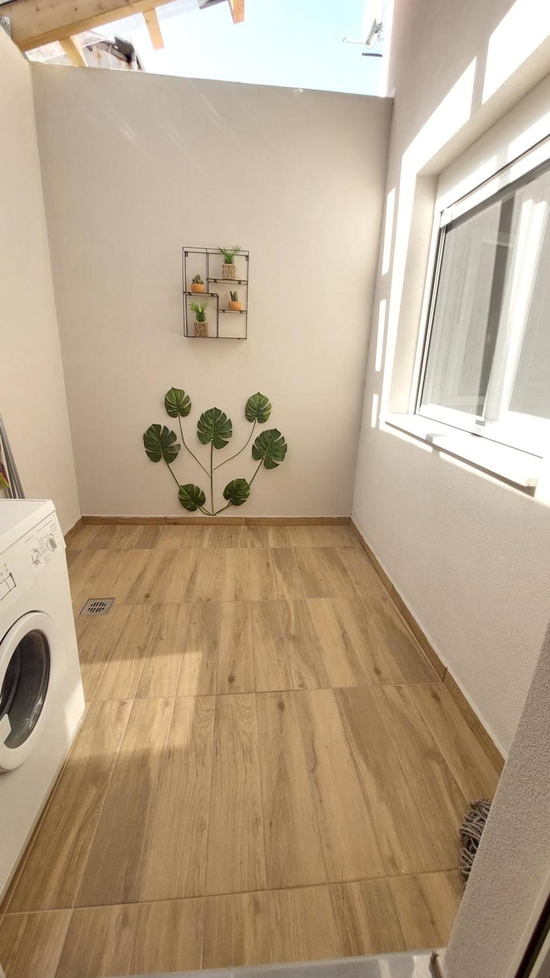 Ria'S Gardenview Apartment Янина Экстерьер фото