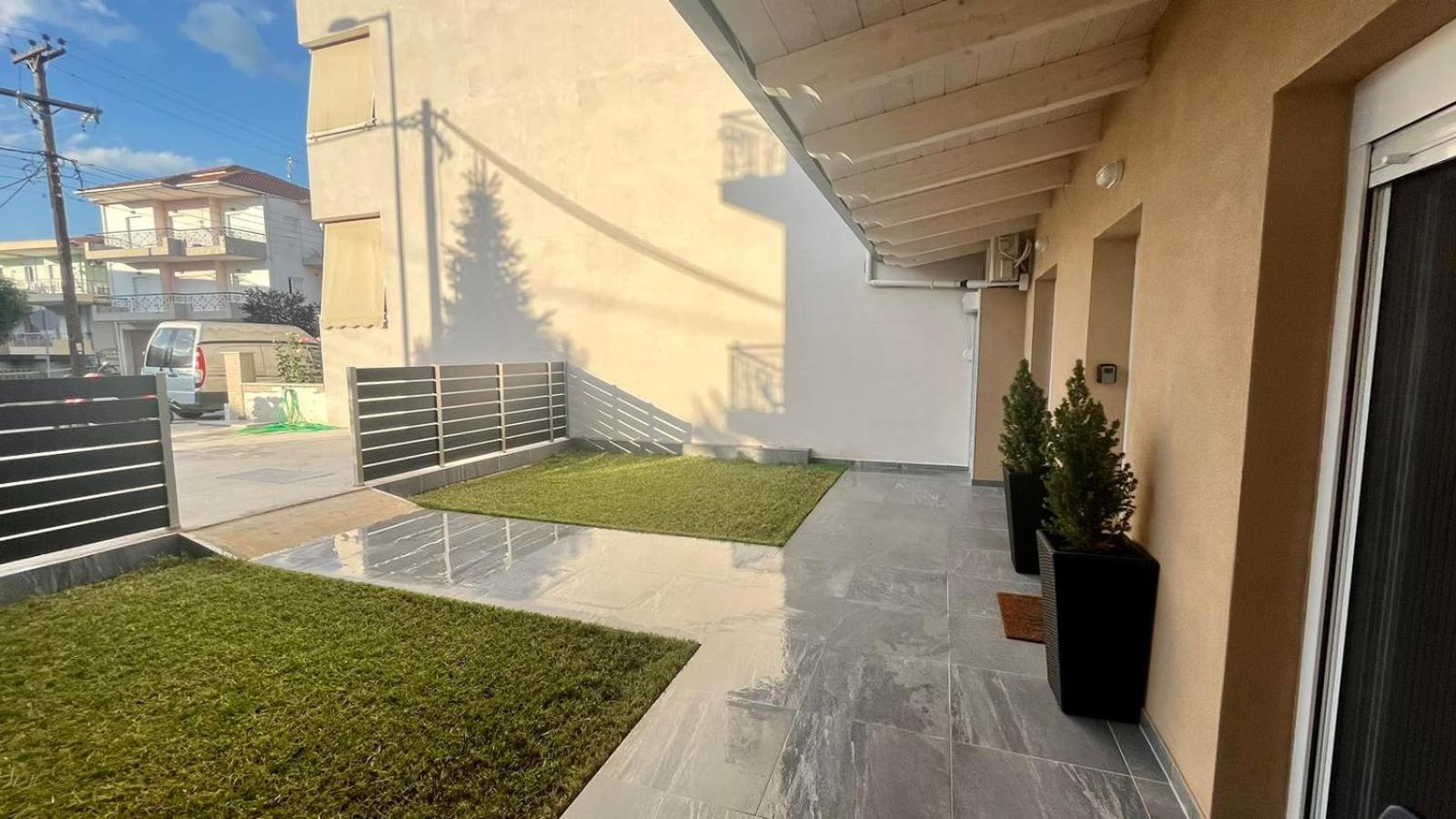Ria'S Gardenview Apartment Янина Экстерьер фото
